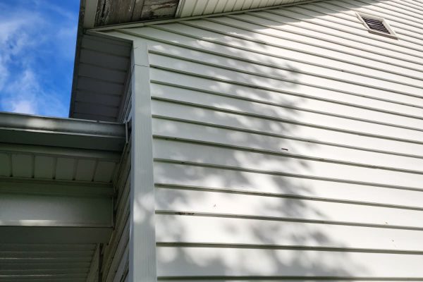 Roof Repair in Urbana OH showing deteriorated fascia board and soffit